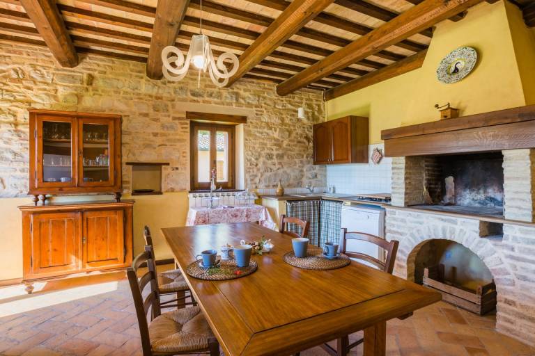 Family-friendly villa with private pool, BBQ & garden | Pet-friendly — photo 4