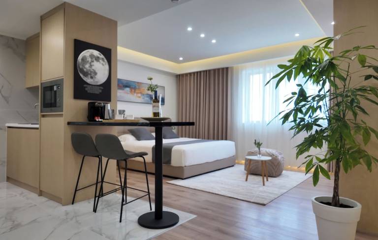 Aparthotel  Piraeus