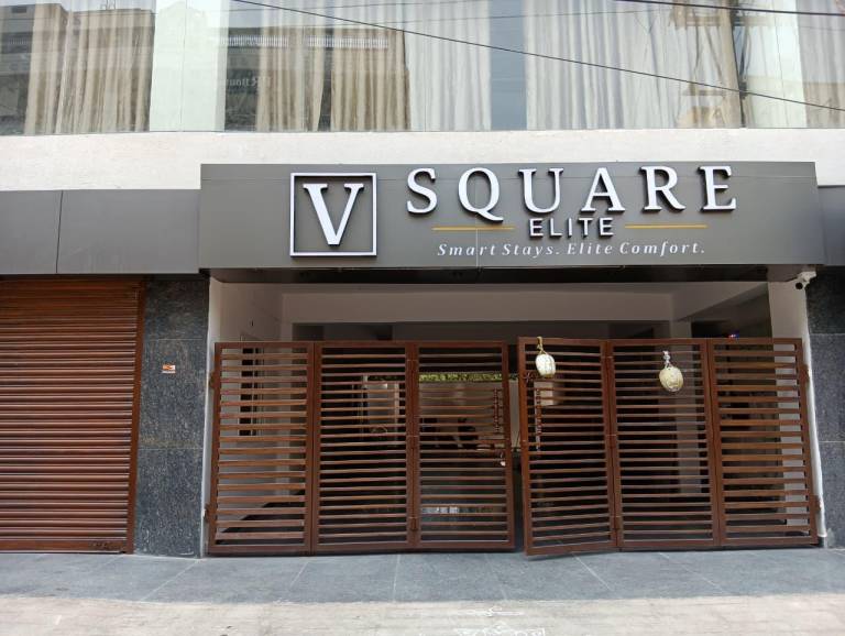 V Square Elite