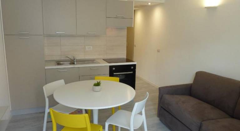 Apartment with terrace — photo 2