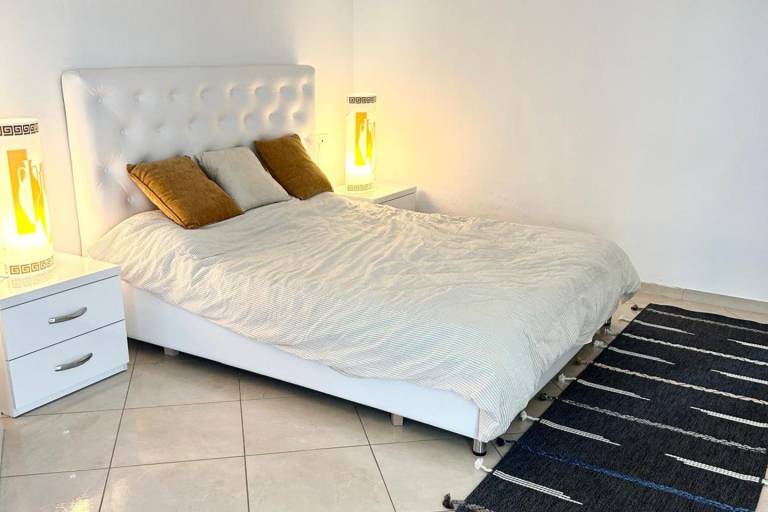 Family-friendly holiday apartment | Beach view | Pet-friendly in Vlorë