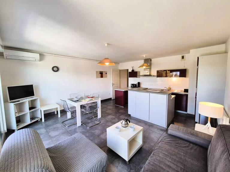 Tamaris Bay Residence - Heart of the Sablets, beach opposite, air conditioning, wifi... — photo 4