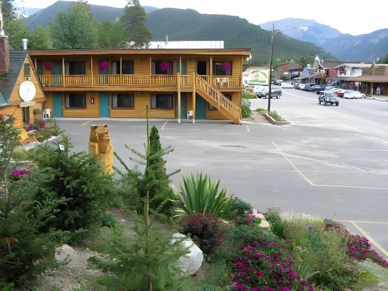 Spirit Lake Lodge in Grand Lake, CO