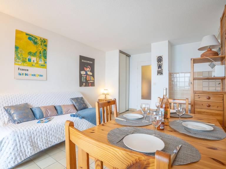 Rental apartment with patio | Sea view — photo 3