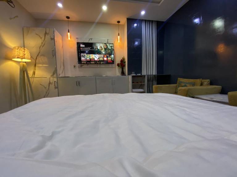 HOTEL HOLIDAY — photo 4