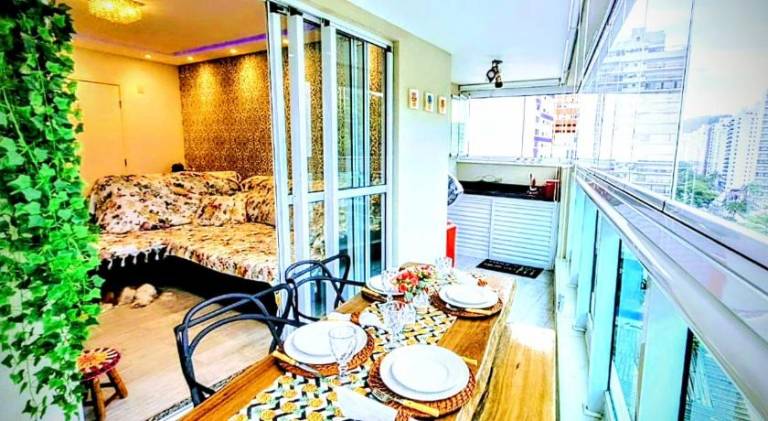 Apartment with pool in Guarujá