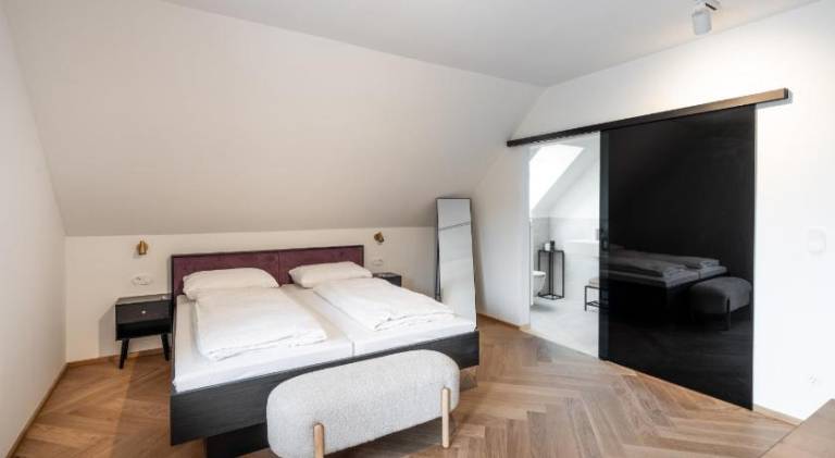 SISTERS Haus Hotel Garni in Jennersdorf