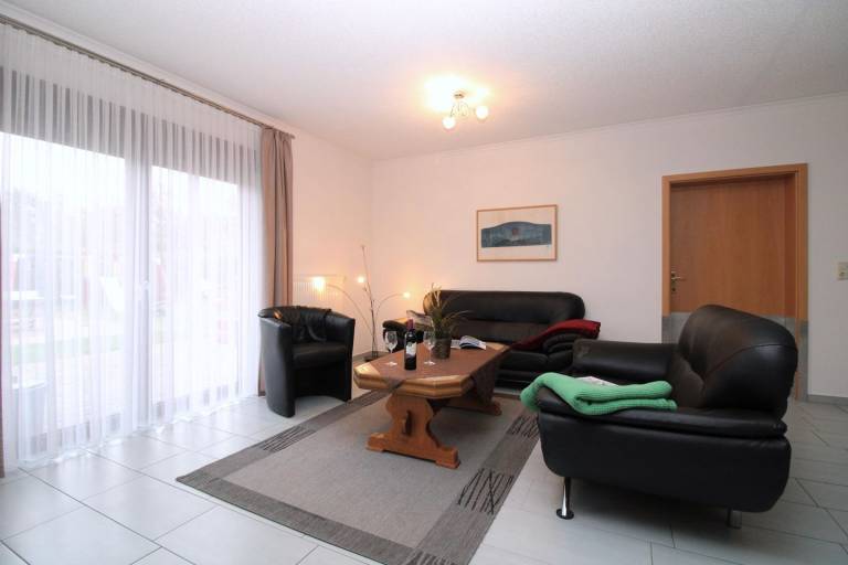 Anlage Dröse WE 12: rollstuhlgerechte (!) strandnahe und geräumige 3-Zimmer-Fewo — photo 3