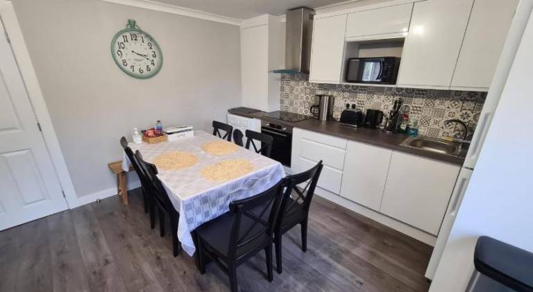 Wonderful vacation home | Close to Holyrood Palace | Perfect for remote work | Pets are welcome — photo 4