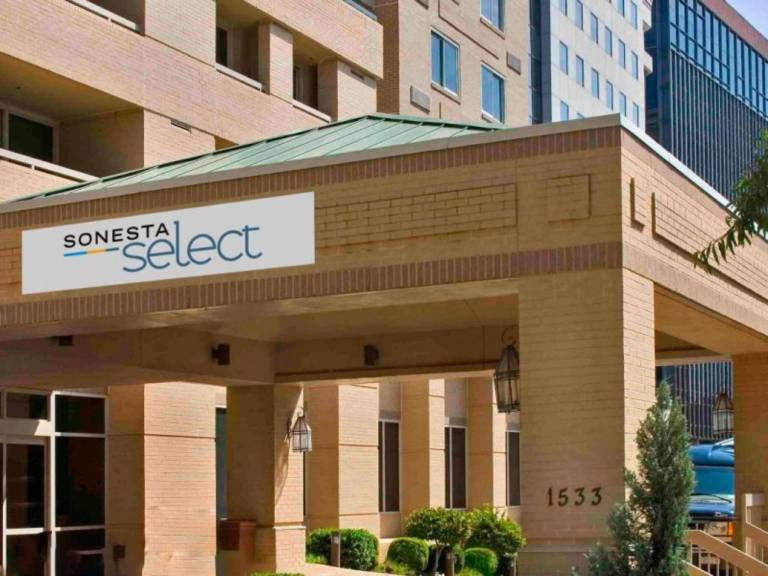 Sonesta Select Arlington Rosslyn in Arlington, VA