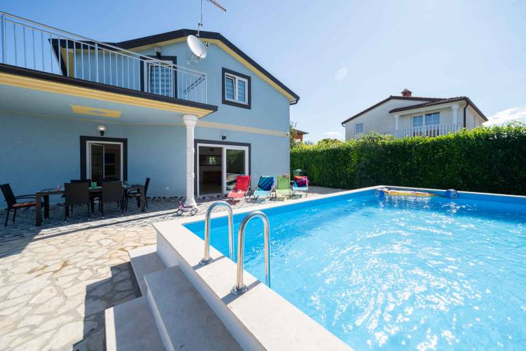 House with patio, barbecue & garden | Pets allowed in Umag