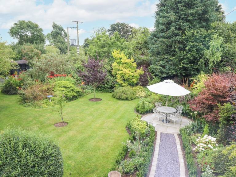 Cottage Oswestry