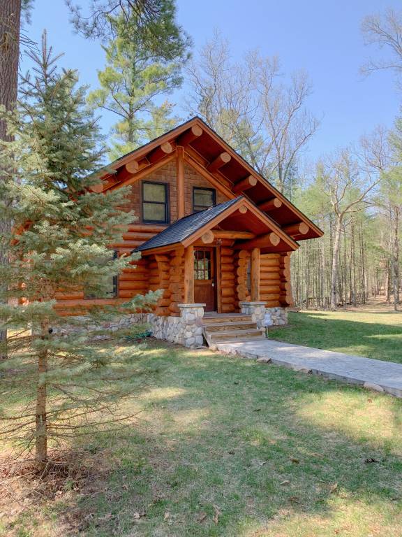 Cabin Baldwin