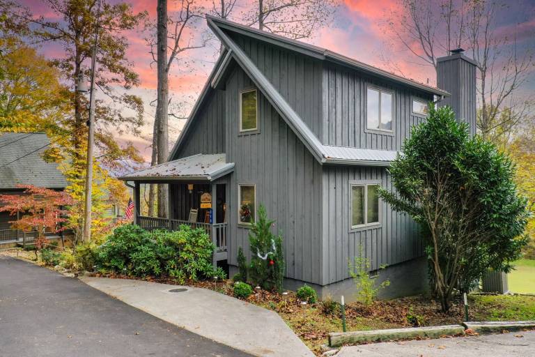 House  Walland