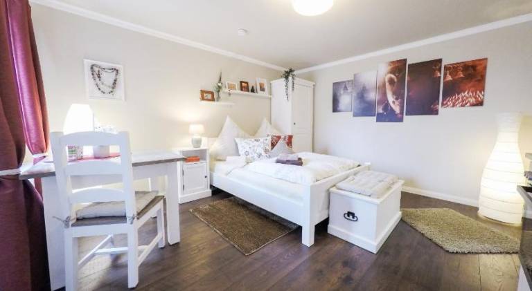 50 m&sup2; Apartment mit Hotelservice