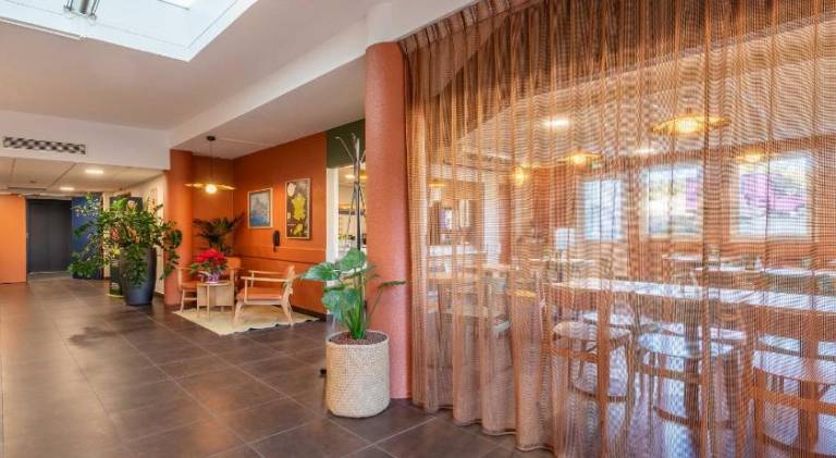 B&B HOTEL Aix-en-Provence Meyreuil Sainte-Victoire — photo 2