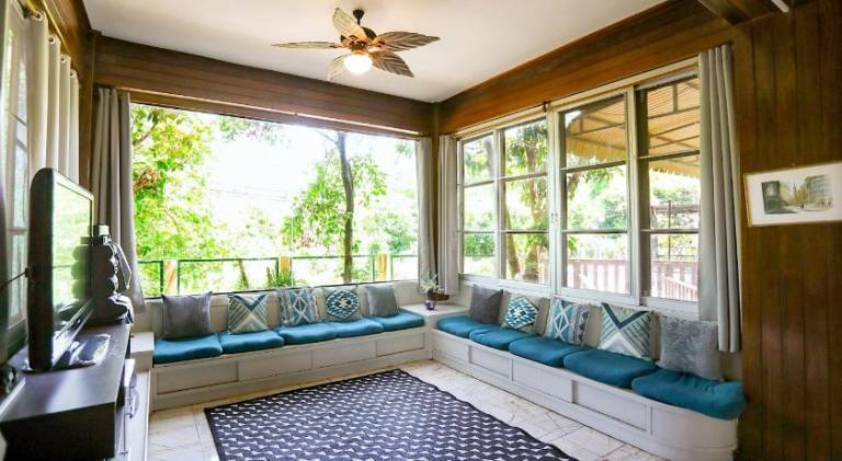 House with garden, BBQ & patio | Suitable for remote work — photo 2