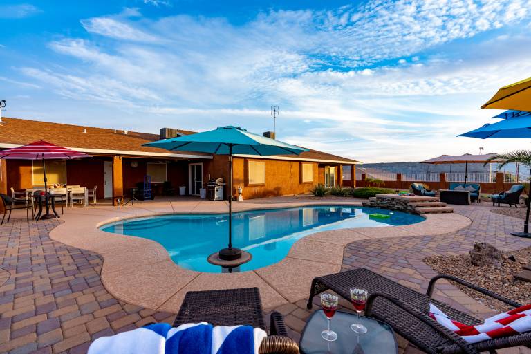 House with grill & private pool — photo 2