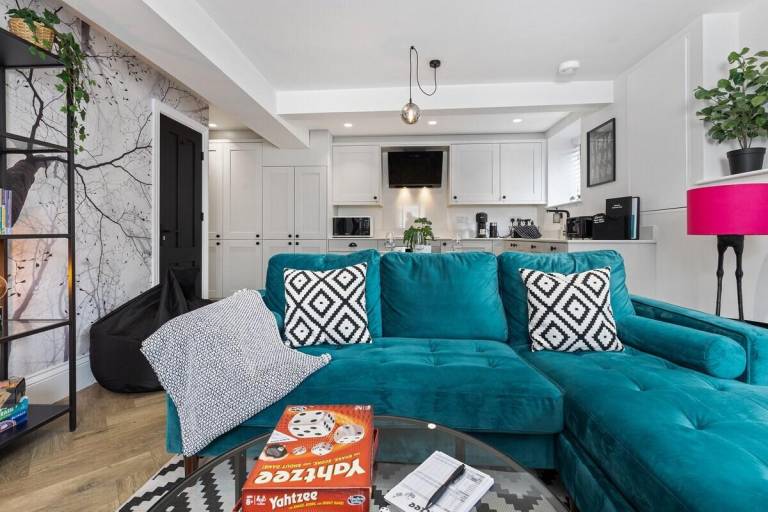 Apartment with patio | Perfect for remote work | Pets are welcome — photo 3