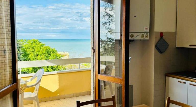 Rental apartment with 2 rooms for 5 persons in Cattolica