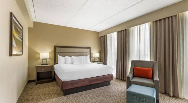 Best Western Holiday Lodge in Clear Lake, IA