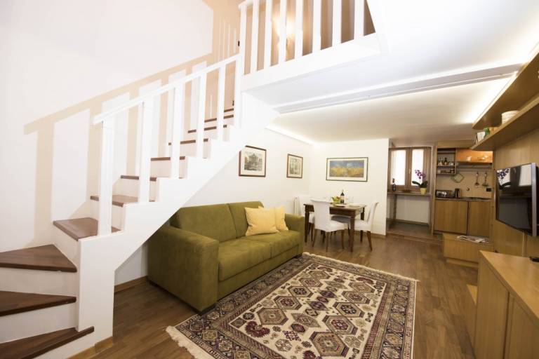 Family-friendly apartment | Close to Trevi Fountain | Garden view | Pets allowed — photo 3