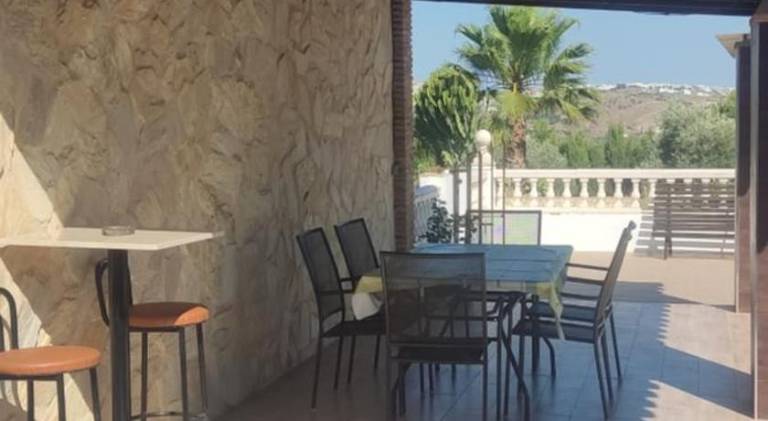 Beautiful house with pool | Pets allowed — photo 4