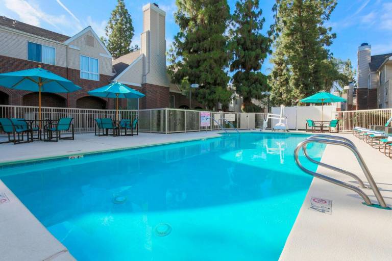 Residence Inn by Marriott Bakersfield — photo 4