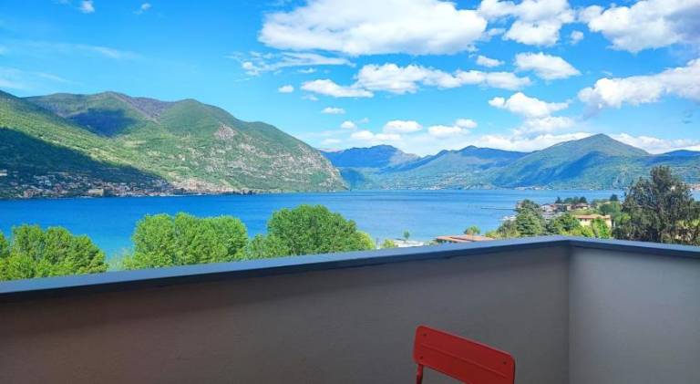 Apartment with 2 rooms for 4 persons in Iseo