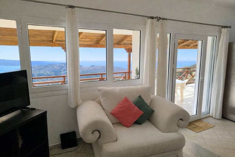 Vacation home with garden — photo 3