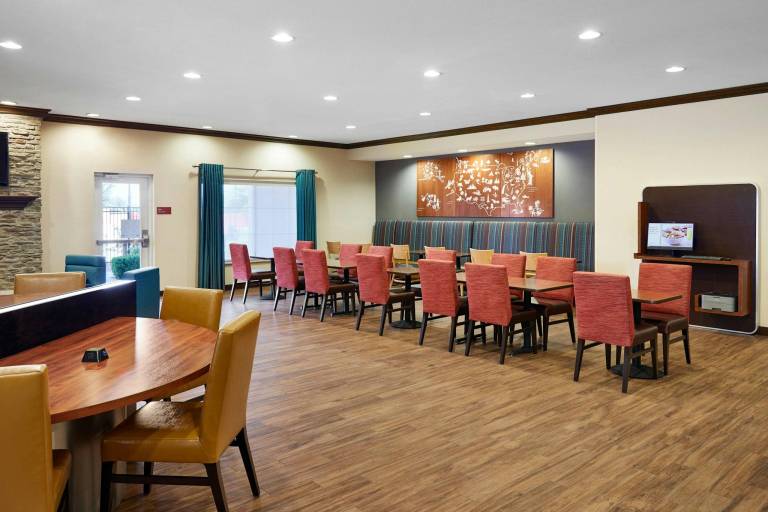 TownePlace Suites by Marriott Midland — photo 4