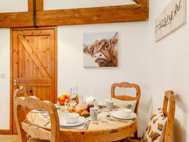 Fully equipped charming cottage with yard | Pet-friendly — photo 5