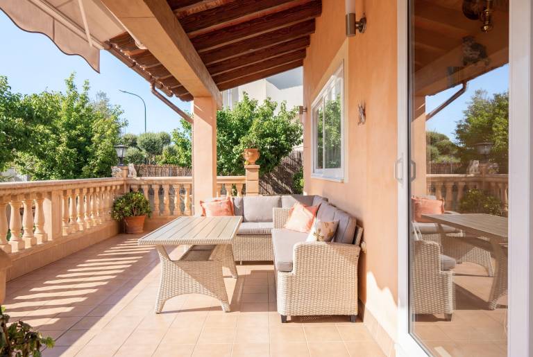 House with patio & yard in Palma de Mallorca