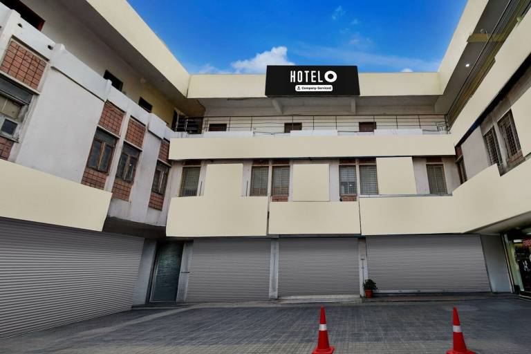 Super Hotel O Lakdikapul Near Birla Mandir