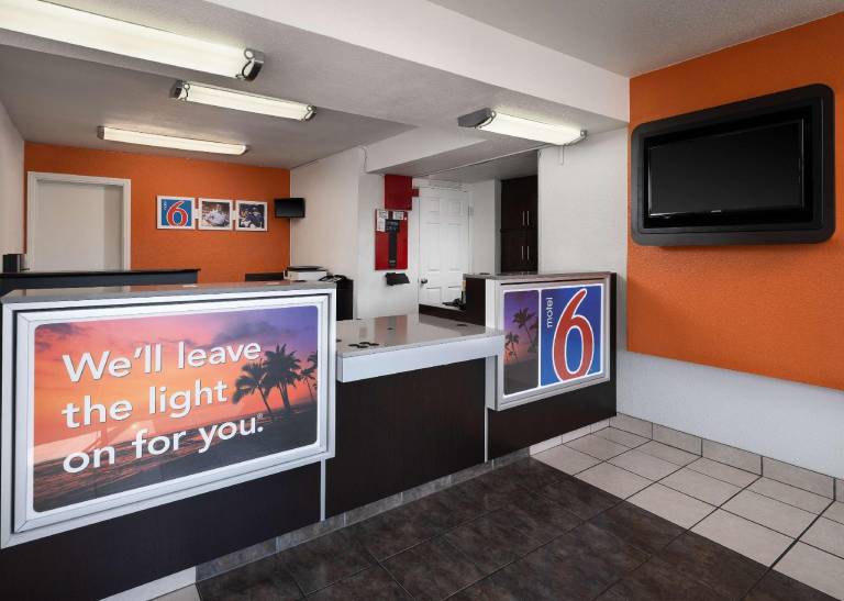Motel 6 Carpinteria, CA - Santa Barbara - North — photo 3