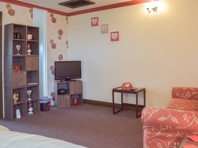 Children-friendly cottage with yard | Pet-friendly — photo 2