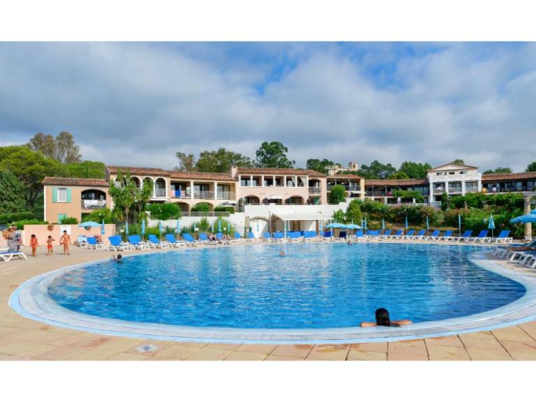 Child-friendly rental apartment with pool | Next to the beach | Pets are welcome — photo 2