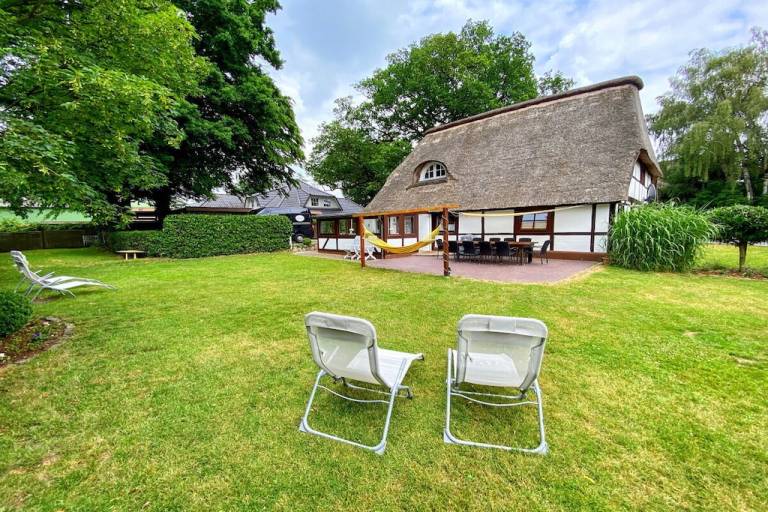 Cottage with terrace & barbecue — photo 3