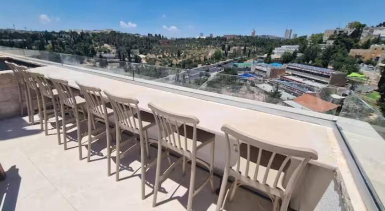 Amazing 2Bdrm penthouse in JLM with balcony and view - פנטהאוז ירושלים — photo 4
