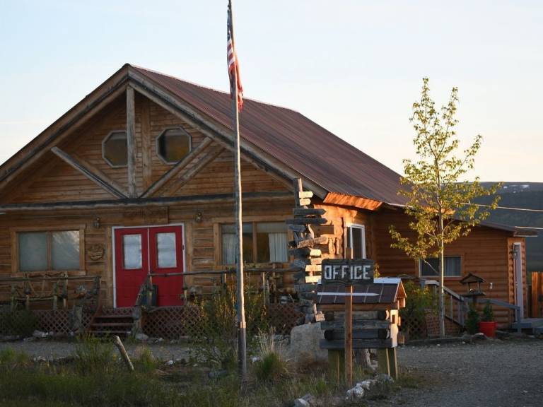 Cabin Healy
