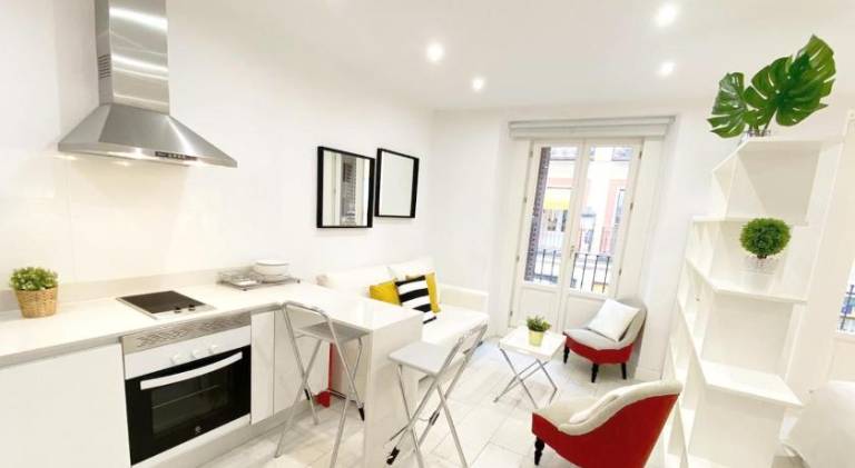 Holiday apartment | Near Royal Palace of Madrid — photo 2