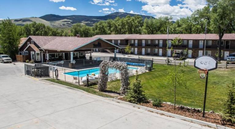 Stagecoach Inn & Suites — photo 5