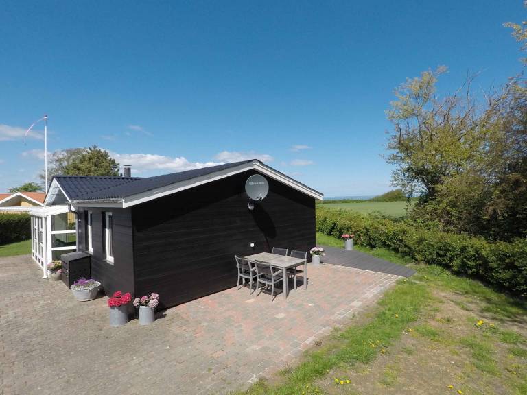 Top modern holiday home 100 m from the Baltic Sea — photo 3