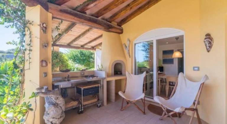 Villa with 2 rooms for 6 persons — photo 4