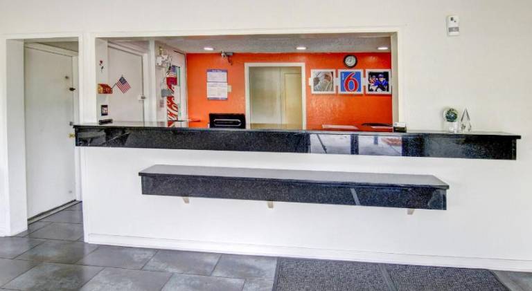 Motel6 Union City, GA - Atlanta Airport — photo 5