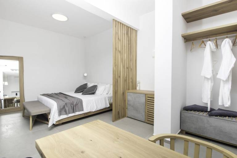 Κατάλυμα Paralia Kini