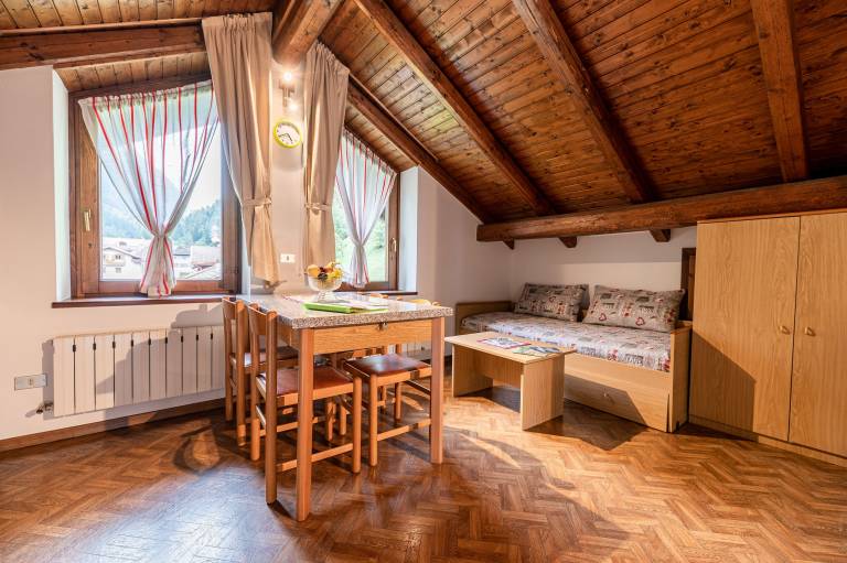 Ferienwohnung in Pracorno, Malè f&uuml;r max. 4 Personen