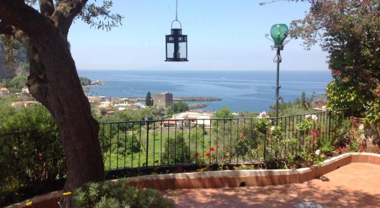 Beautiful villa | Beach nearby | Pet-friendly in Vico Equense