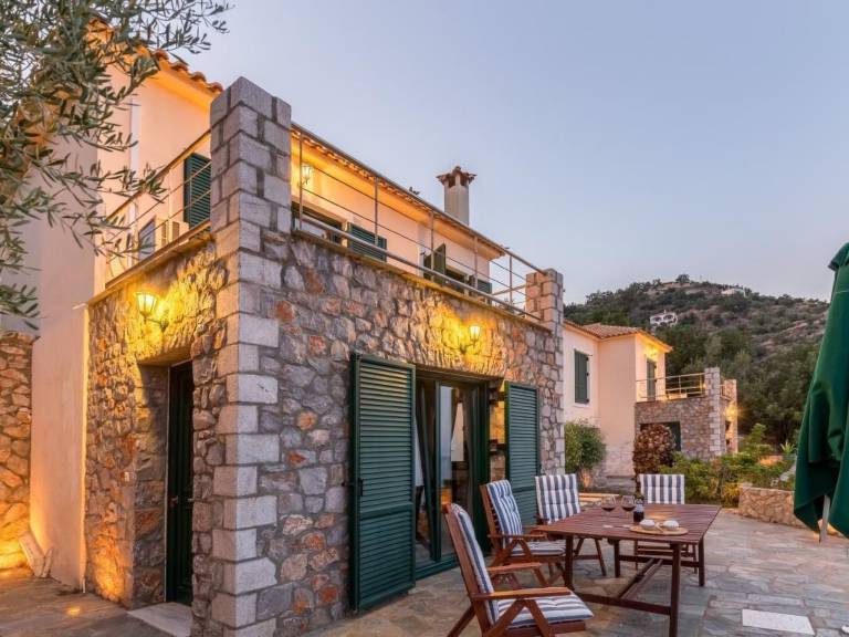Fully equipped vacation home with terrace & barbecue | Sea view | Close to the beach | Pet-friendly — photo 5