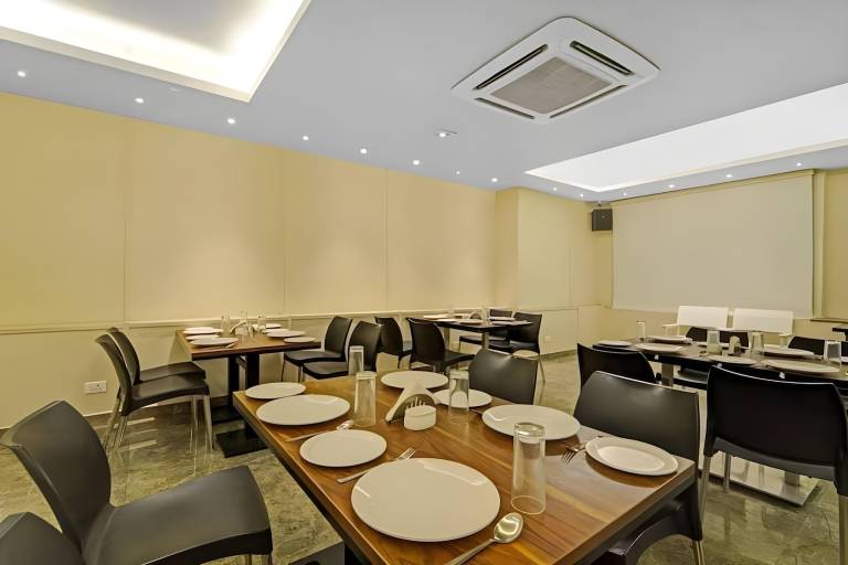 Super Townhouse Oak Kodambakkam Formerly Cine City — photo 2